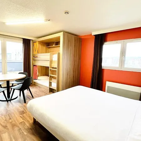 Résidence La Frégate Auberge de jeunesse *