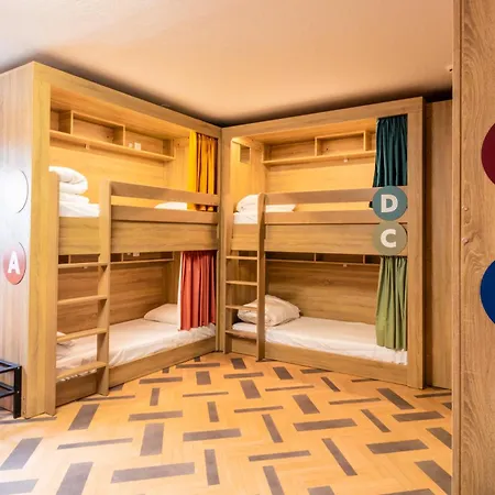 Auberge de jeunesse Résidence La Frégate