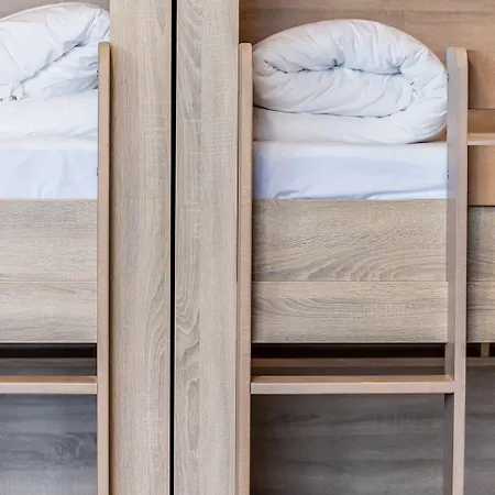 Résidence La Frégate Auberge de jeunesse *