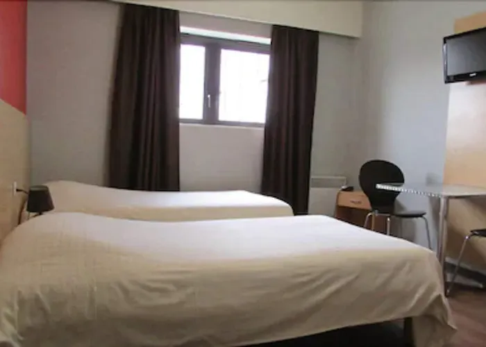 Хостел The People Гавр