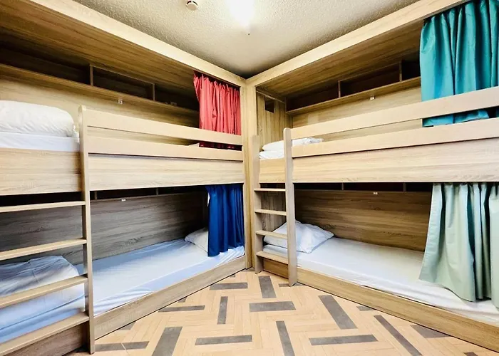 Хостел The People *